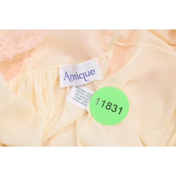 Vintage Annique Wide Sweep Nightgown M Yellow Nylon Pink Lace Criss Cross Straps - Picture 14 of 14